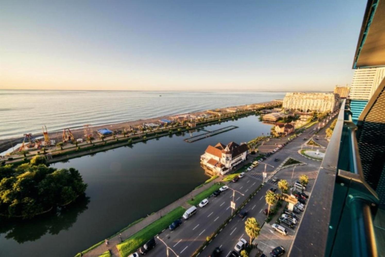 Panorama Black Sea View & Aparthotel Batumi Exterior foto